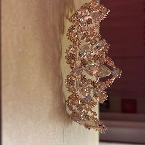 good quality crown for low price